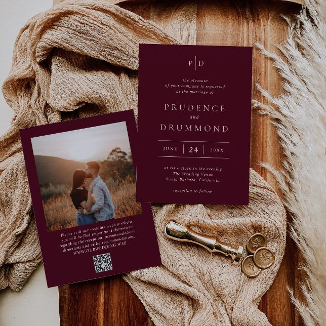 Convites Casamento Clássico Código QR Burgundy Profundo Ele (Criador carregado)