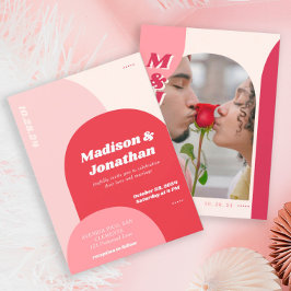 Convites Casamento com arco vermelho-rosa-preto monograma