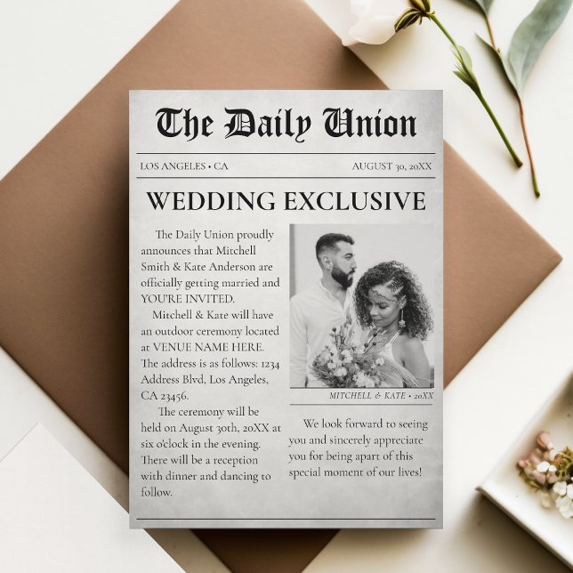 Convites Casamento com artigo de jornal (Newspaper Article Wedding Invitation
)