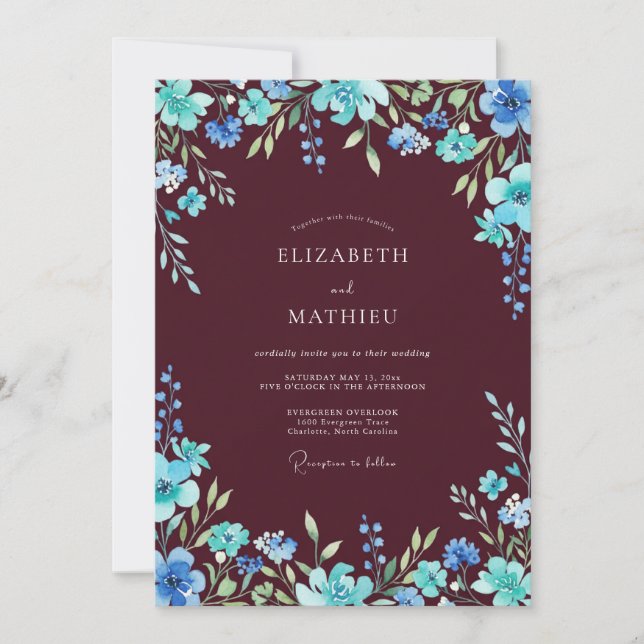 Convites Casamento com Florescimento Floral em Burgundy e A (Frente)
