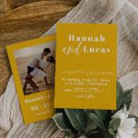 Convites Casamento com Fotografia por Caligrafia Amarela Mo<br><div class="desc">Este é um convite ousado e moderno para casamento, com uma bela fonte de caligrafia e um fundo brilhante. Todas as cores são editáveis. // Para designs correspondentes, procure "FALLON" na certeira loja Nicole Zazzle. * Se você gosta deste design, mas não o vê disponível para algo que você está...</div>