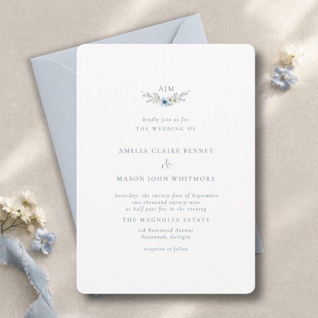 Convites Casamento com Monograma Floral Azul Elegante e Sof (Elegant Dusty Blue Floral Monogram Wedding Invitation)
