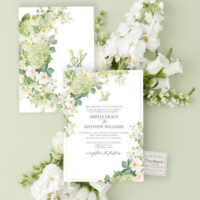 Convites Casamento com Monograma Floral de Hortênsia Verde  (Lush green hydrangeas and white garden florals create a fresh, elegant wedding invitation.)