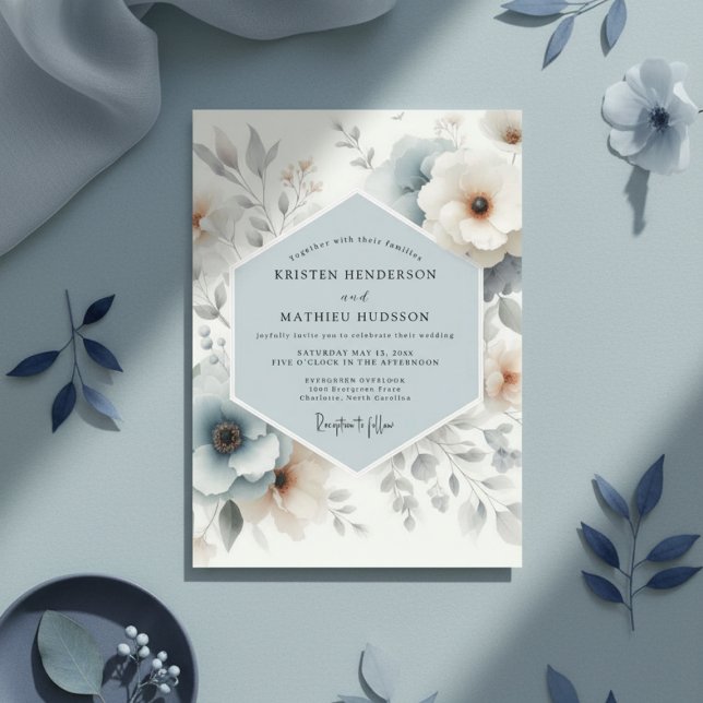 Convites Casamento com Murmúrios Florais em Azul Empoeirado (Criador carregado)
