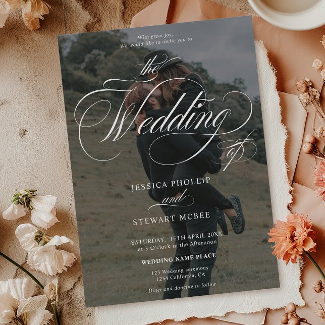 Convites Casamento de caligrafia branco-chic 2 fotos preto (Chic white black 2 photos calligraphy wedding invitation)