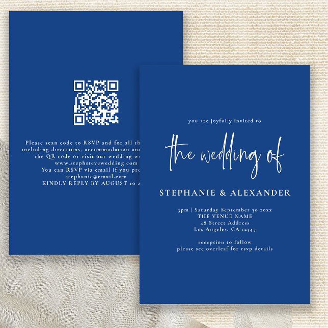 Convites Casamento de Código QR Azul de Script Branco Moder (Front and back view)