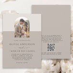 Convites Casamento de código QR de Arch de Fotografia Mínim<br><div class="desc">Simples com o estilo mínimo moderno, este elegante convite de casamento apresenta um modelo de fotografia de arco para personalizar com a sua foto selecionada. Dois tons neutros de bege claro e bege esticado adicionam um estilo simples a este convite. Um emparelhamento de fontes elegante inclui uma combinação de fontes...</div>