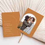Convites Casamento de Foto de Brunt Orange Arch, Minimalist<br><div class="desc">Projetado para coordenar com a Coleção de Convite Caseiro "Arches Minimalistas". Para alterar os detalhes, clique em "Detalhes". Para mover o texto ou alterar o tamanho, a fonte ou a cor, clique em "Editar usando a Ferramenta de Design". Visualize o link de coleção nesta página para ver todos os itens...</div>