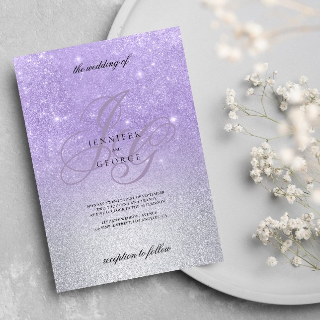 Convites Casamento de glitter digital com monograma pratead (Lilac silver monogram inital ombre glitter wedding )