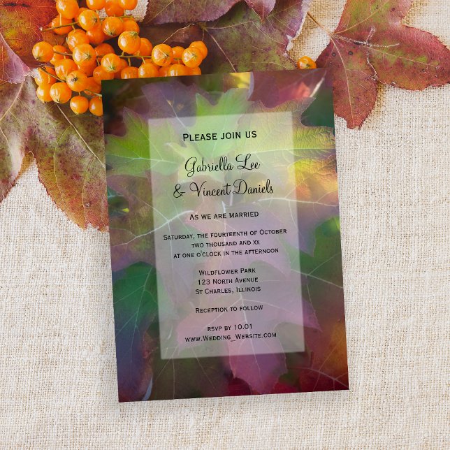 Convites Casamento de Hydrangea de Folha de Carvalho (Fall in Love with this natural Autumn foliage wedding invitation.)