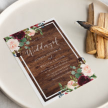 Casamento de Madeira Rústica com Flores Vermelhas 