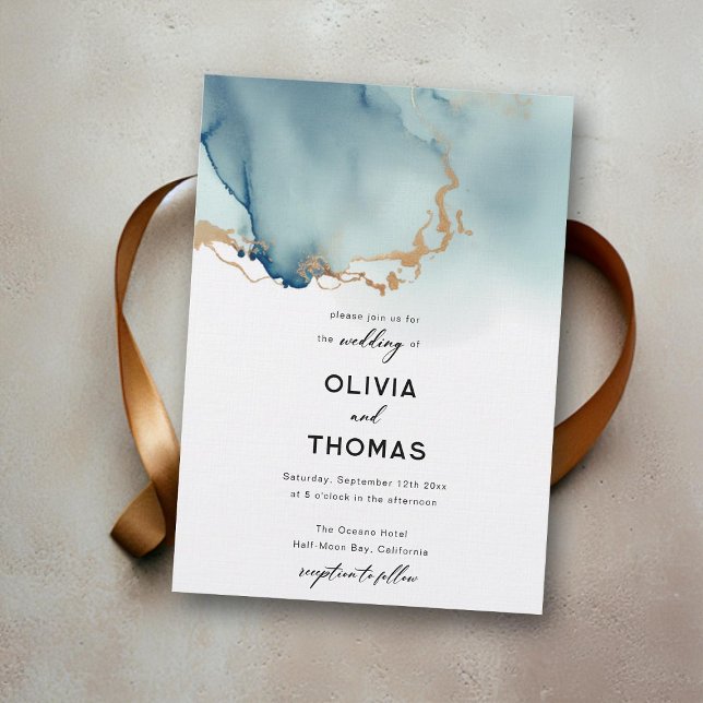 Convites Casamento de Praia Romântica Dourada Romântica Dus (dusty blue beach wedding invitation god wave modern bohemian romantic calligraphy elegant classy)