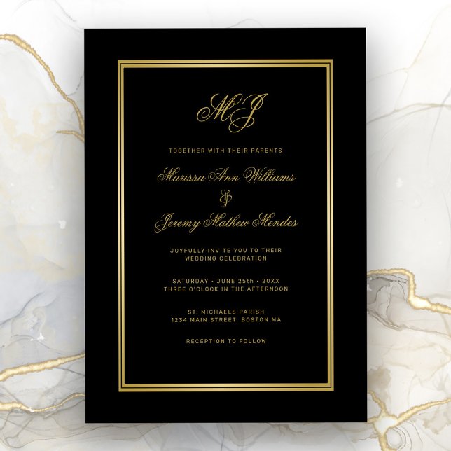 Convites Casamento de Script Dourado Monograma Preto Elegan (Elegant Black and gold wedding invitation.)