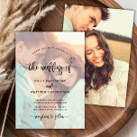 Convites Casamento de Sobreposição de Fotos de Script de Co<br><div class="desc">Cartões De Convite Para Casamento De Foto Do Script De Caligrafia Moderno Boho. Apresentando um script de fonte do pincel de pincel de pincel com letras elegantes para a mão em preto e branco. Personalize o convite com um texto personalizado simples e elegante, incluindo os nomes dos casais e todos...</div>