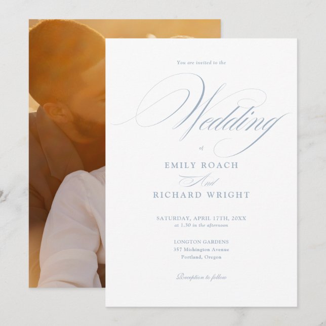 Convites Casamento em Script Elegante Foto Azul Empoeirado (Frente/Verso)