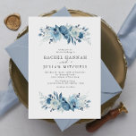 Convites Casamento floral de cor azul-d-água legante<br><div class="desc">Um design de tema de casamento azul e branco com um dorso azul e flores azuis e brancas pintadas à lua. Um design perfeito para o seu verão,  primavera e casamento no inverno. Você pode personalizar o texto e os detalhes de cor neste modelo de convite de casamento.</div>