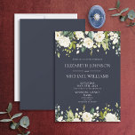 Convites Casamento Floral de Cor Azul e Branco Elegante<br><div class="desc">Este belo e romântico convite para casamento com fotos de cor d'água floral floral branca apresenta uma sumptuosa gota verde no topo, composta por uma bela coleção de verde eucalipto e rosas brancas, hidrangeas e outras flores brancas. Uma disposição semelhante é colocada na parte inferior do design, e o elegante...</div>