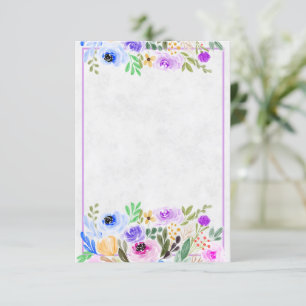 Convites Casamento floral em aquarela roxa e azul em branco
