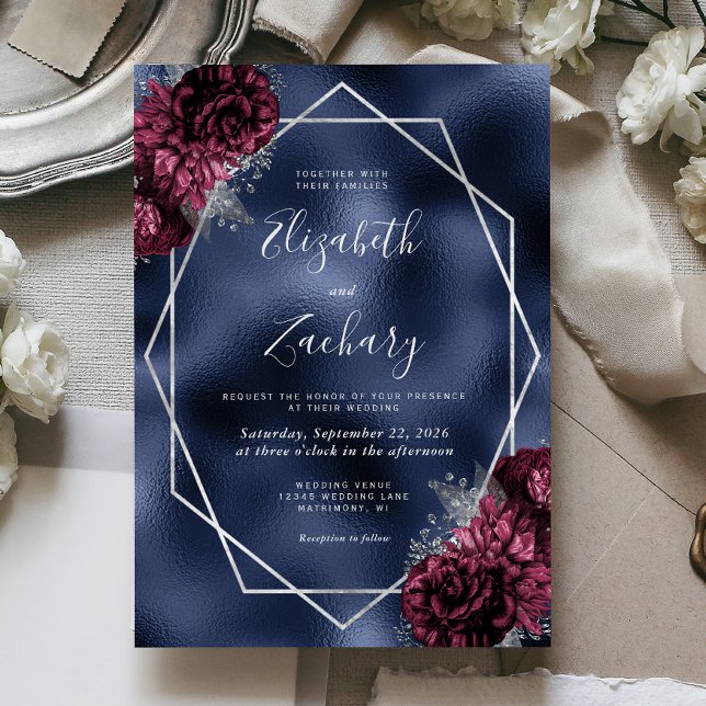 Convites Casamento Floral em Azul Naval Prateado Burgundy (Criador carregado)