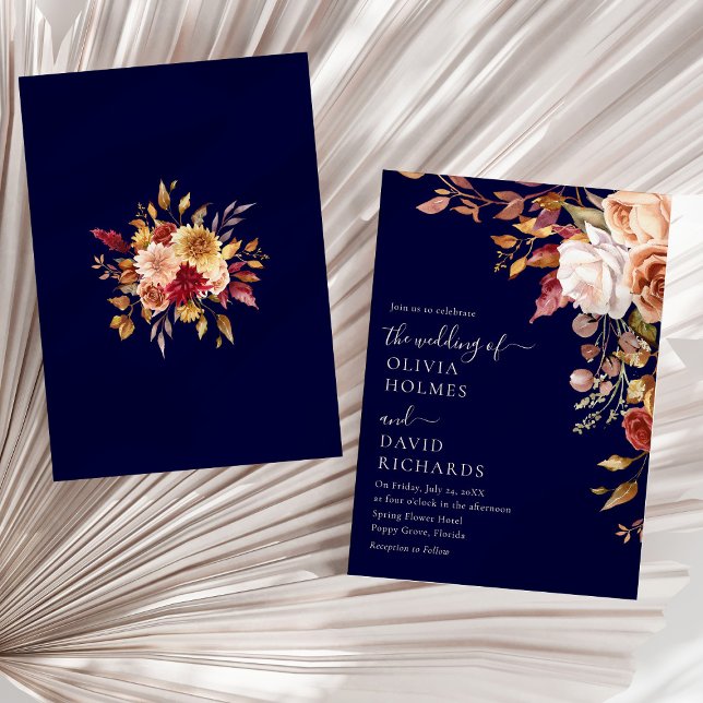 Convites Casamento Floral Moderno Boho Azul Marinho Laranja (Modern Boho Navy Blue Burnt Orange Floral Wedding Invitation on a sunny neutral dry palm leaf.)