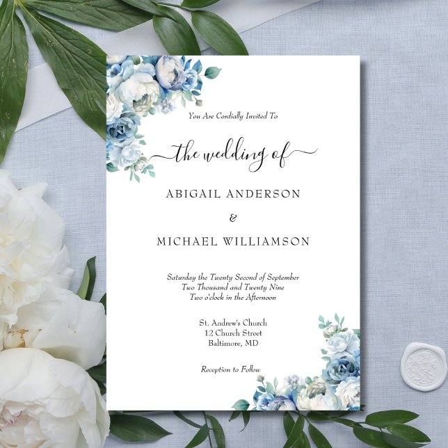 Convites Casamento Formal Elegante de Letras Florais Dusty  (Dusty Light Blue Floral Watercolor Peonies Wedding Invitation. Elegant Traditional Formal)