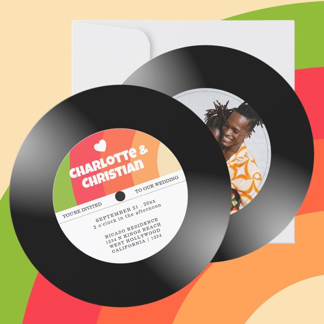 Convites Casamento Fotográfico de Registro de Vinilo Retro (Retro Vinyl Record Photo Wedding Invitations from Ricaso. Add photo & text to these novelty invites)