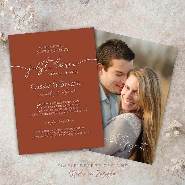 Convites Casamento Fotográfico de Script Moderno Terracotta (Rustic Terracotta Wedding Invitation with Modern Script and Photo Back with Calligraphy Names)