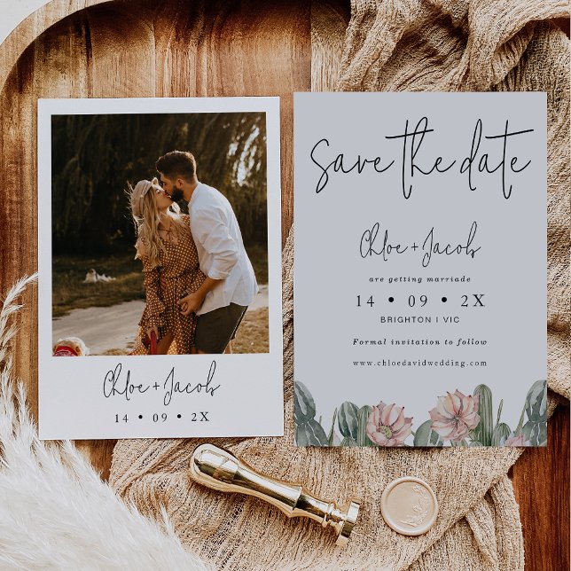 Convites Casamento Fotográfico do Modern Cactus Salve O Car (Cactus themed wedding save the date also featuring some modern calligraphy and the couples photo.)
