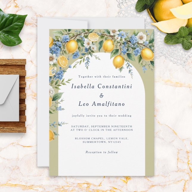 Convites Casamento Italiano Elegante com Arco de Limão Amal (A custom wedding invitation with an arch of lemon branches, blossoms and fruits, in an Italian style)