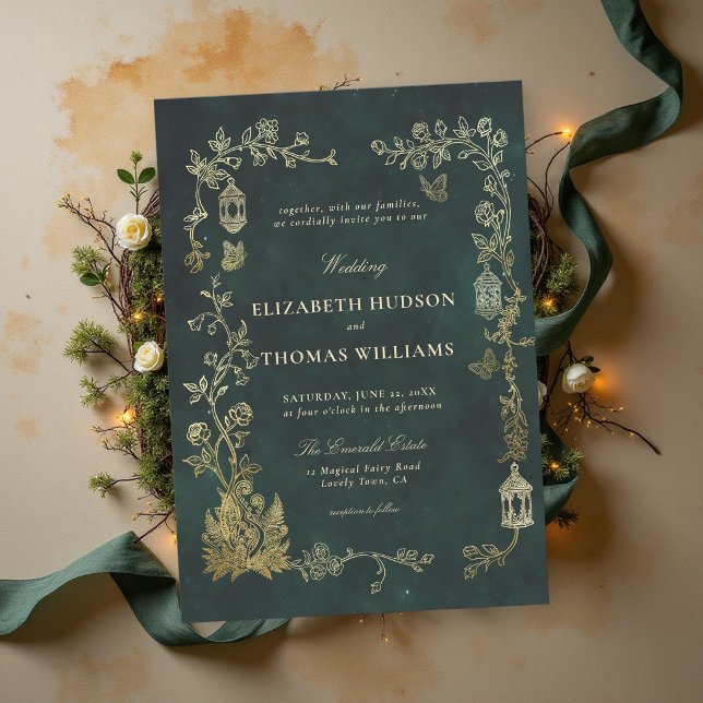 Convites Casamento Mágico Esmeralda Floresta Fairycore (fairycore woodland emerald green faux gold wild vine roses butterflies magical wedding invitation)