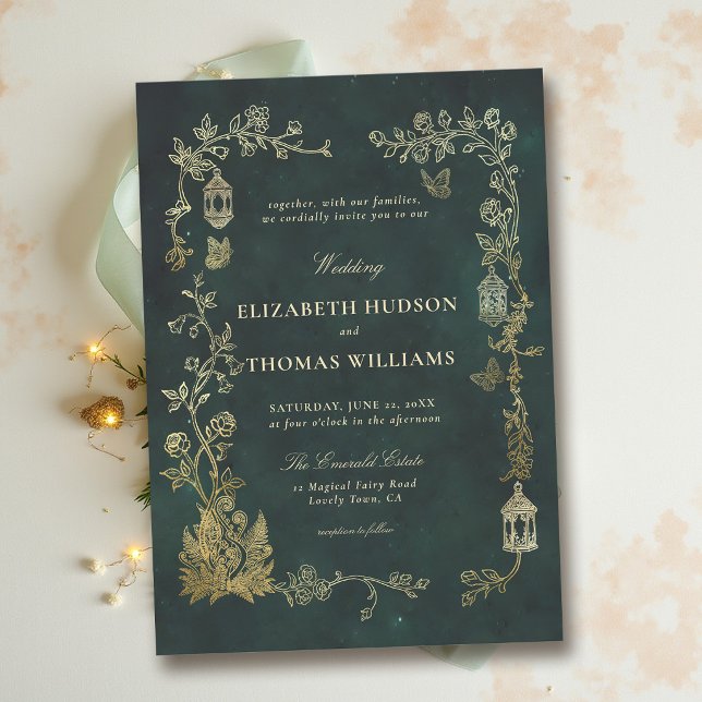 Convites Casamento Mágico Esmeralda Floresta Fairycore (fairycore wedding invitation woodland wild roses vines butterflies ferns lanterns emerald green gold)