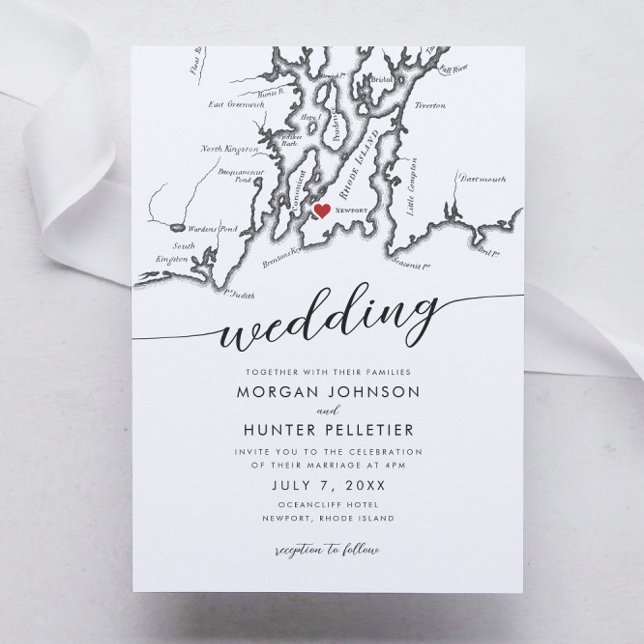 Convites Casamento Mínimo de Mapa Moderno da Ilha Rhode (Newport Rhode Island Wedding Invitation with a minimal modern elegant map design in black and white )
