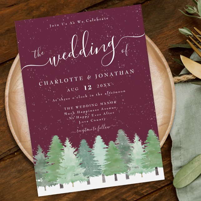 Convites Casamento no inverno Russo de Floresta Moderna (Rustic elegant watercolor snowy evergreen Woodland forest burgundy winter wedding invitation)