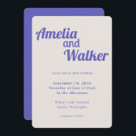 Convites Casamento Púrpura Perfeito de Retro Delight<br><div class="desc">Apresentando nosso design de convite para casamento "Retro Delight", onde a simplicidade encontra charme de vintage. Esta design é uma mistura harmoniosa de minimalismo moderno e elementos nostálgicos, criando uma experiência visual única para o seu dia especial. O design apresenta um roxo perfeito que traz um pop de cor vibrante,...</div>