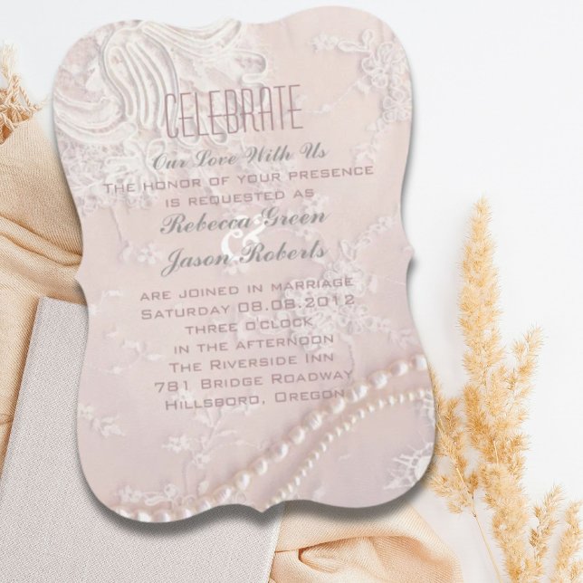 Convites Casamento rosa bege com pérolas e renda Art Déco v (Art Deco vintage pearl lace blush pink wedding Invitation)