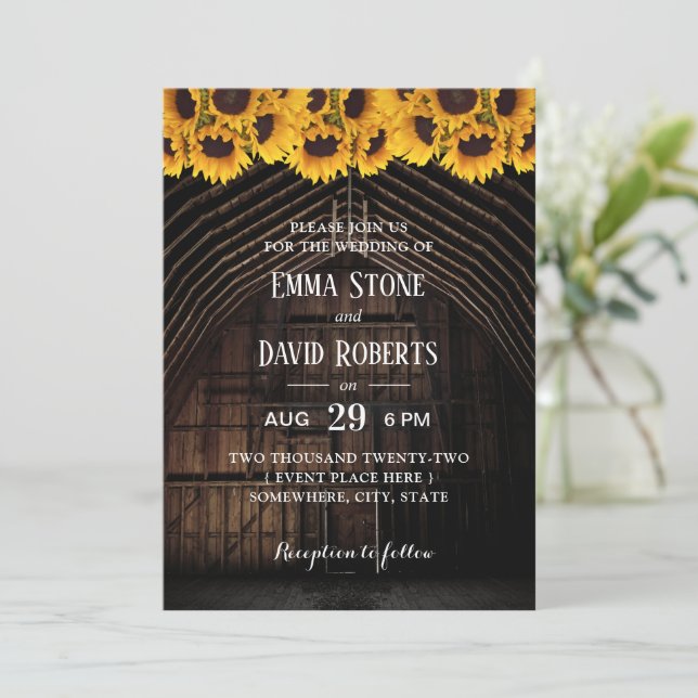 Convites Casamento Rustic Sunflower Vintage Barn (Em pé/Frente)