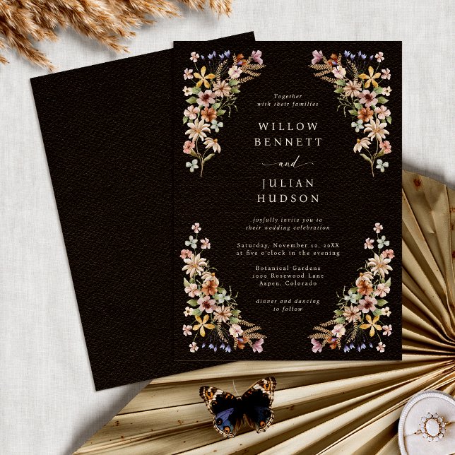 Convites Casamento Selvagem Boho Preto (Wildflower Boho Black Wedding Invitation by Painted Paperie
)