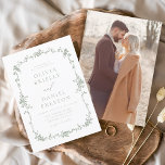 Convites Casamento Verde Vintage em Francês<br><div class="desc">Capturar o romance de uma era passada com um convite de casamento floral vitoriano. Apresentando intrincados padrões florais e detalhes de ornamentados, este convite exude elegância e charme de eterno. Perfeito para casais que buscam um toque de história e sofisticação, o design evoca a beleza da era vitoriana com sua...</div>
