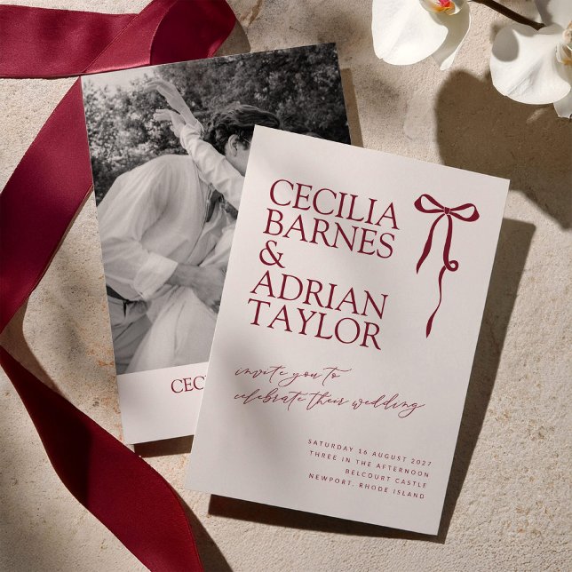 Convites CECILIA Burgundy Wedding Invitation with Bow (Criador carregado)