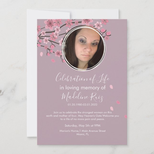 Convites Celebração da Vida de Pétalas de Árvores de Cereja (Frente)