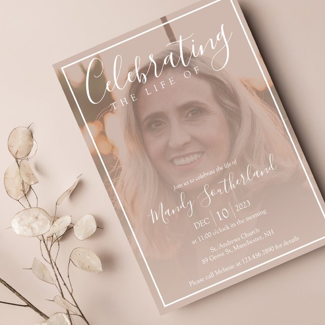 Convites Celebração Mínima de Foto de Script Elegante da Vi (Criador carregado)