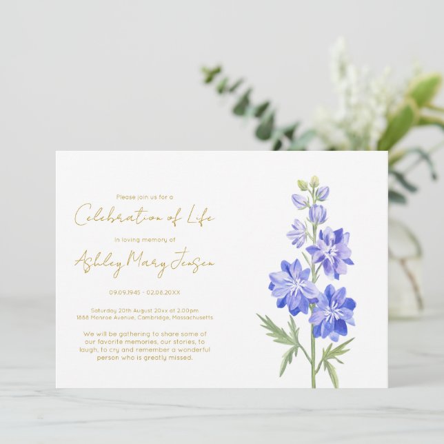 Convites Celebração Simples da Vida de Larkspur (Em pé/Frente)