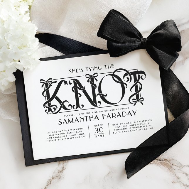 Convites Chá de Bebê com Laço Preto She's Tying The Knot (Black Bow Bridal Shower Invitation)