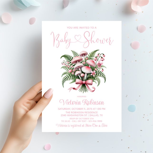 Convites Chá de Bebê Menina Buquê de Cogumelo Rosa (Pink mushroom bouquet baby shower invitation with mushrooms, flowers and ferns and pretty pink bow.)