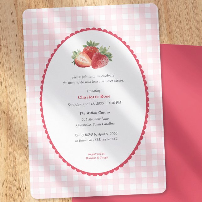 Convites Chá de Bebê Menina Primavera com tema de Morango (Strawberry Themed Baby Girl Shower Invitation-Vintage spring pink gingham background.)