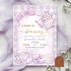 Convites Chá de Bebê Purple Gingham Baby está a Caminho