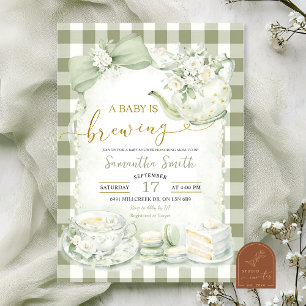 Convites Chá de Bebê Sage Green Gingham Baby está a Caminho