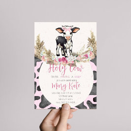 Convites Chá de fraldas de impressão rosa-vaca sagrado