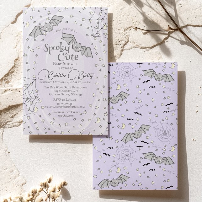 Convites Chá de fraldas Roxo Bats Spooky (Spooky Cute Baby Bats Halloween Baby Shower Invite. Bats, Stars, Moons, Spiderwebs on Pastel Purple.)