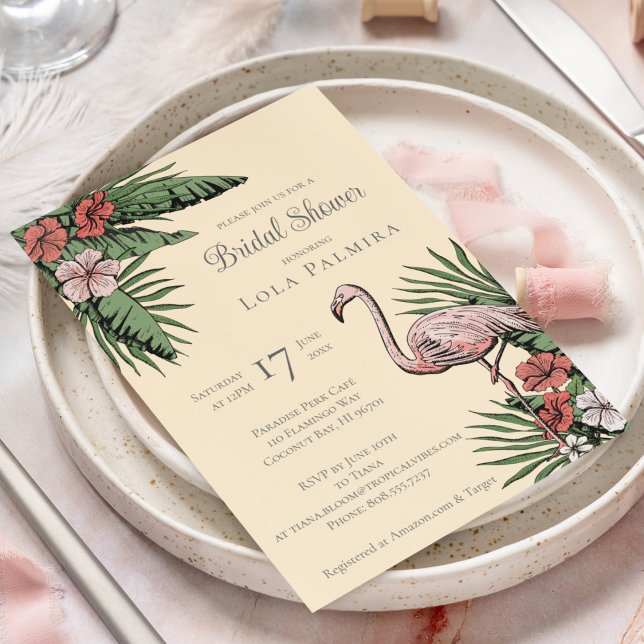 Convites Chá de panela Amarelo Tropical Floral Flamingo (Elegant Tropical Bridal Shower Design. Hand-Drawn Pink Flamingo, Hibiscus Flowers, Tropical Greenery)